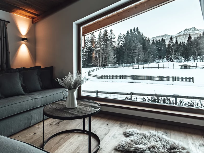 Wohnraum im Luxus Chalet in Fieberbrunn