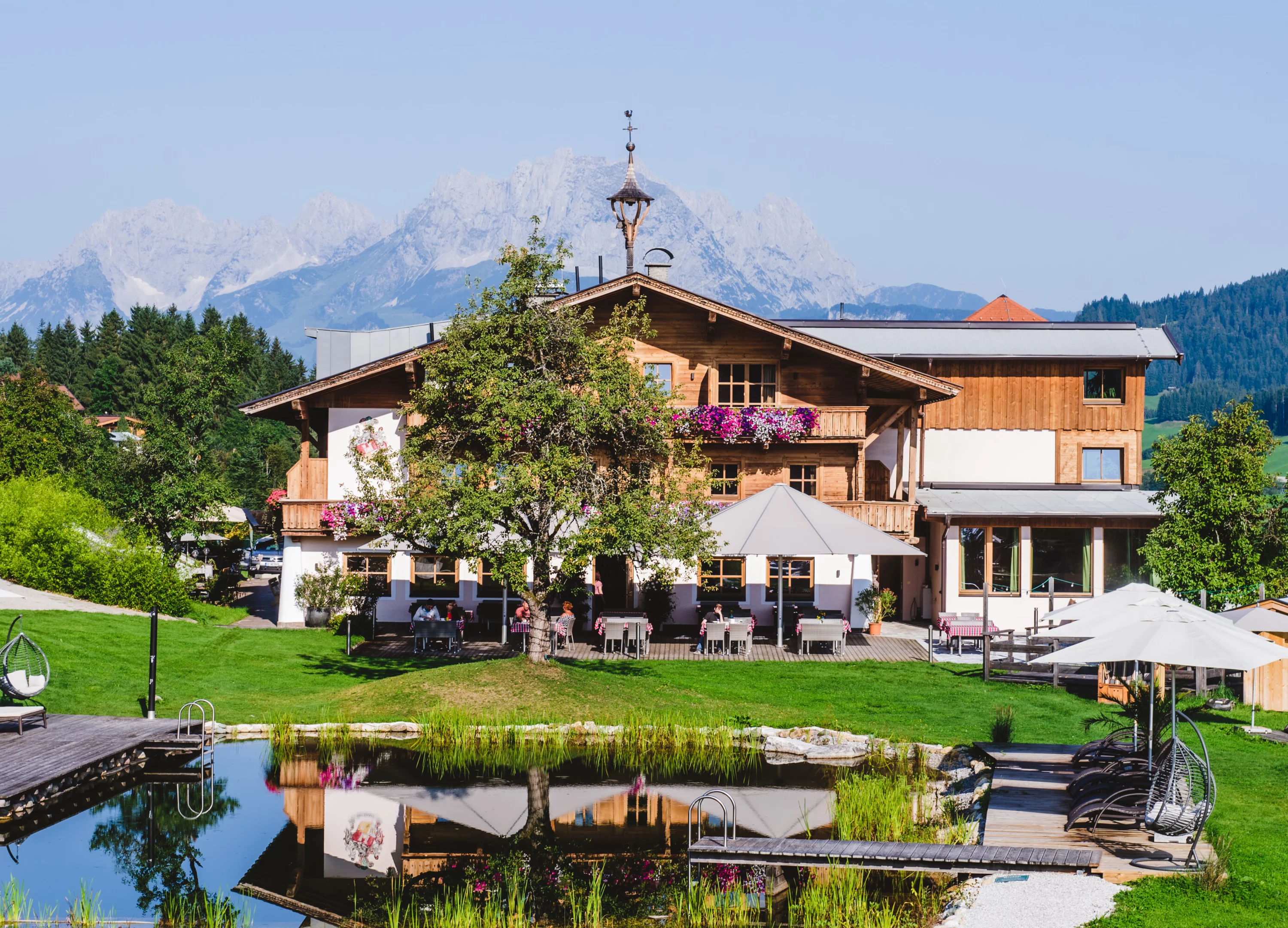 exterior view hotel summer